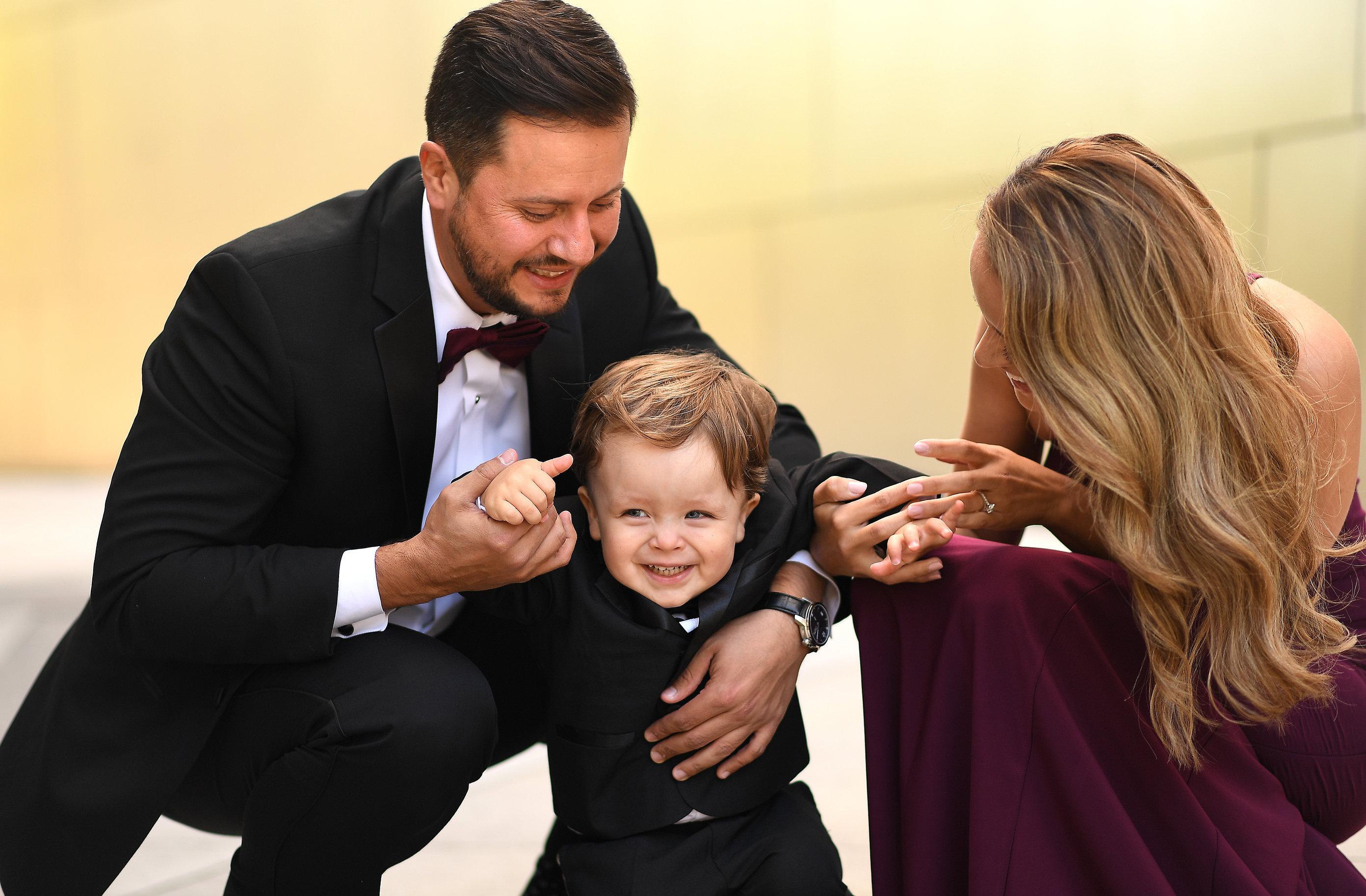 The Wedding Website of Adriana Colon and Ernesto Gutierrez
