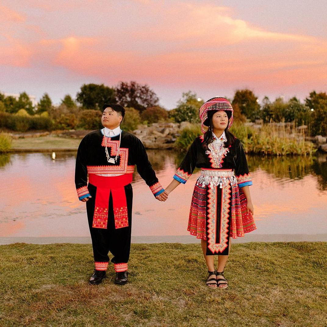 10.25.21 | Engagement Photo with traditional Hmong clothing <3