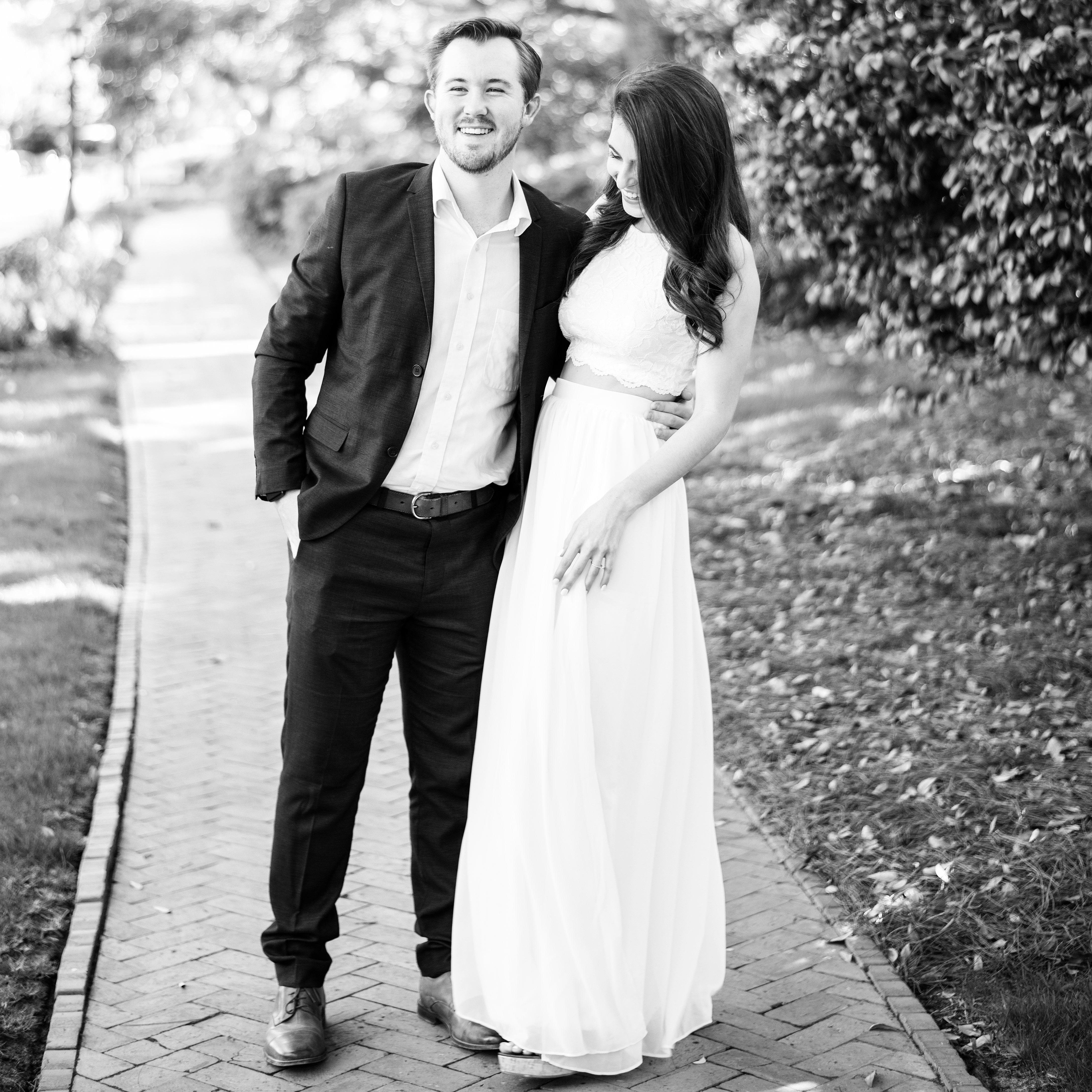 Engagement Pictures by Andrew Swindle Photography