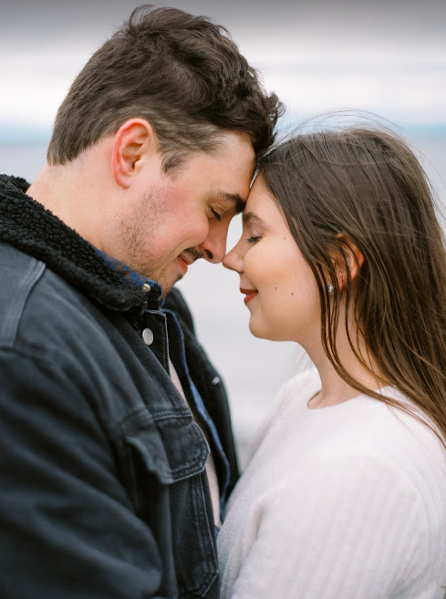 The Wedding Website of Jennifer Mahood and Mario Coll