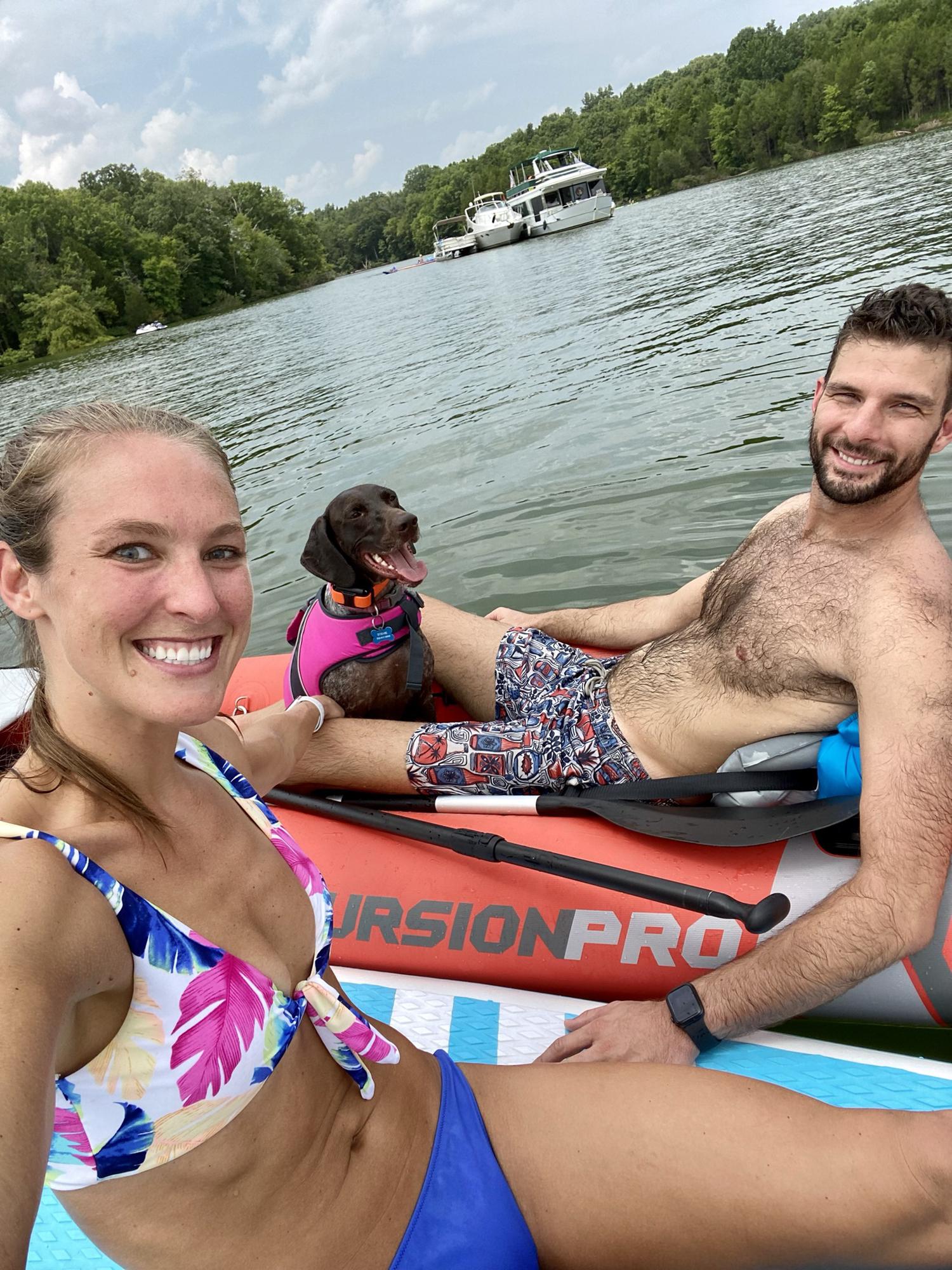 JP finally got a kayak so doesn’t have to be tugged along by Stef on the paddle board✌🏼