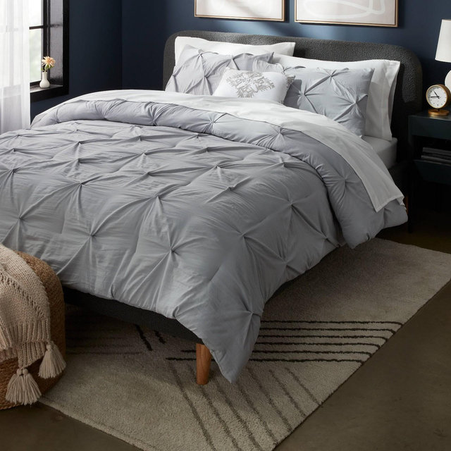 8pc Queen Pinch Pleat Comforter and Sheet Set Gray - Threshold™