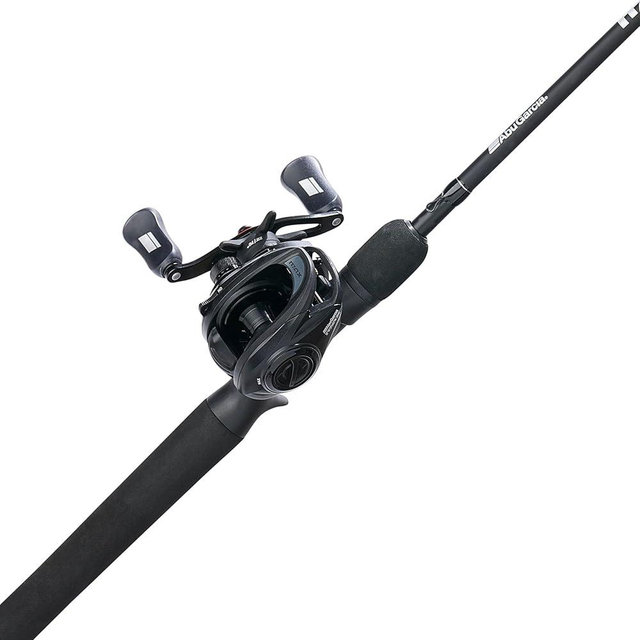Abu Garcia Max SX Low Profile Baitcast Reel and Fishing Rod Combo