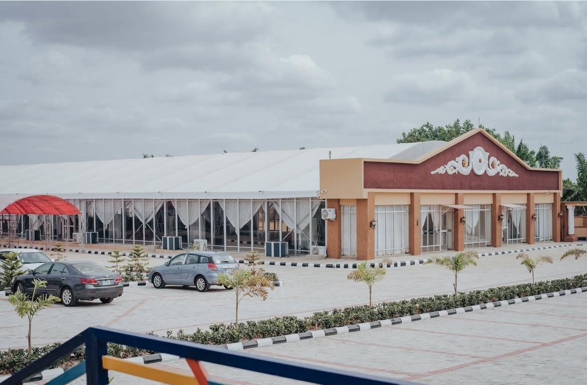 The Wedding Website of OLUWATOBILOBA OLAJUMOKE and OYINDAMOLA AJAYI