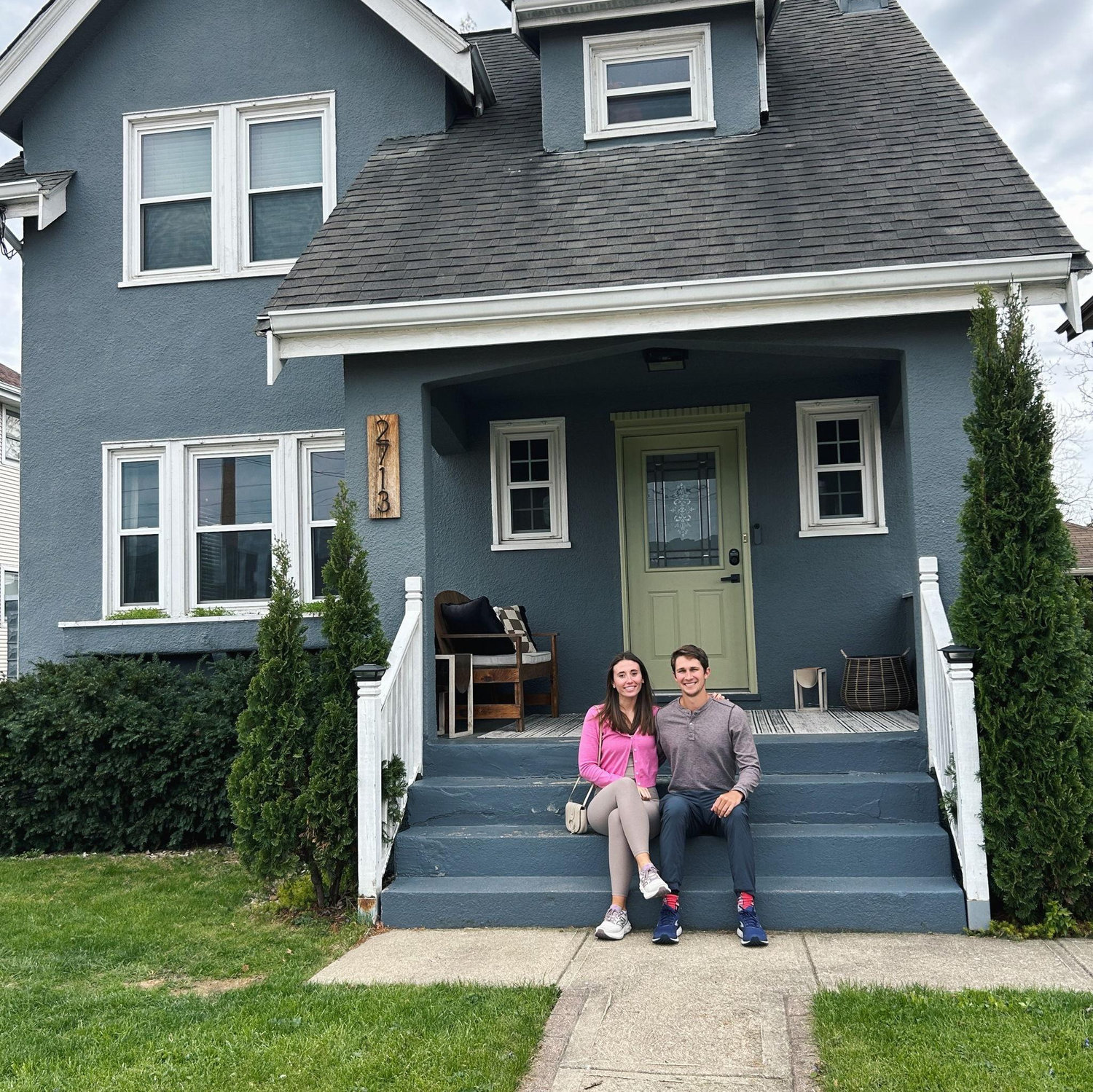 After couples matching, William and Katie moved to Cincinnati to start working at the University of Cincinnati Medical Center and Cincinnati Children's as first year residents!