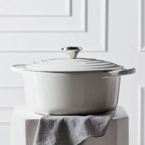 Le Creuset - Signature Round Dutch Oven