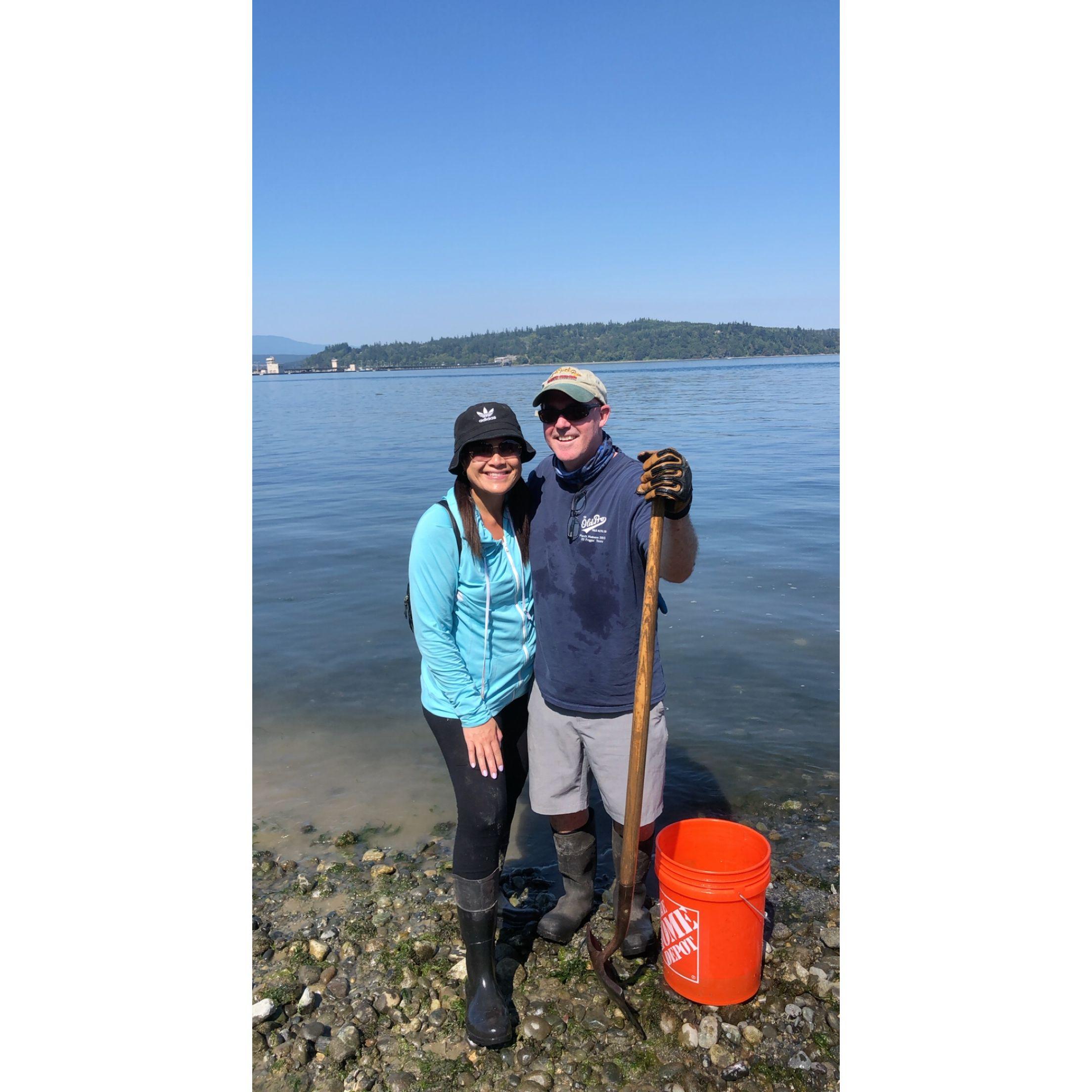 Clamming around