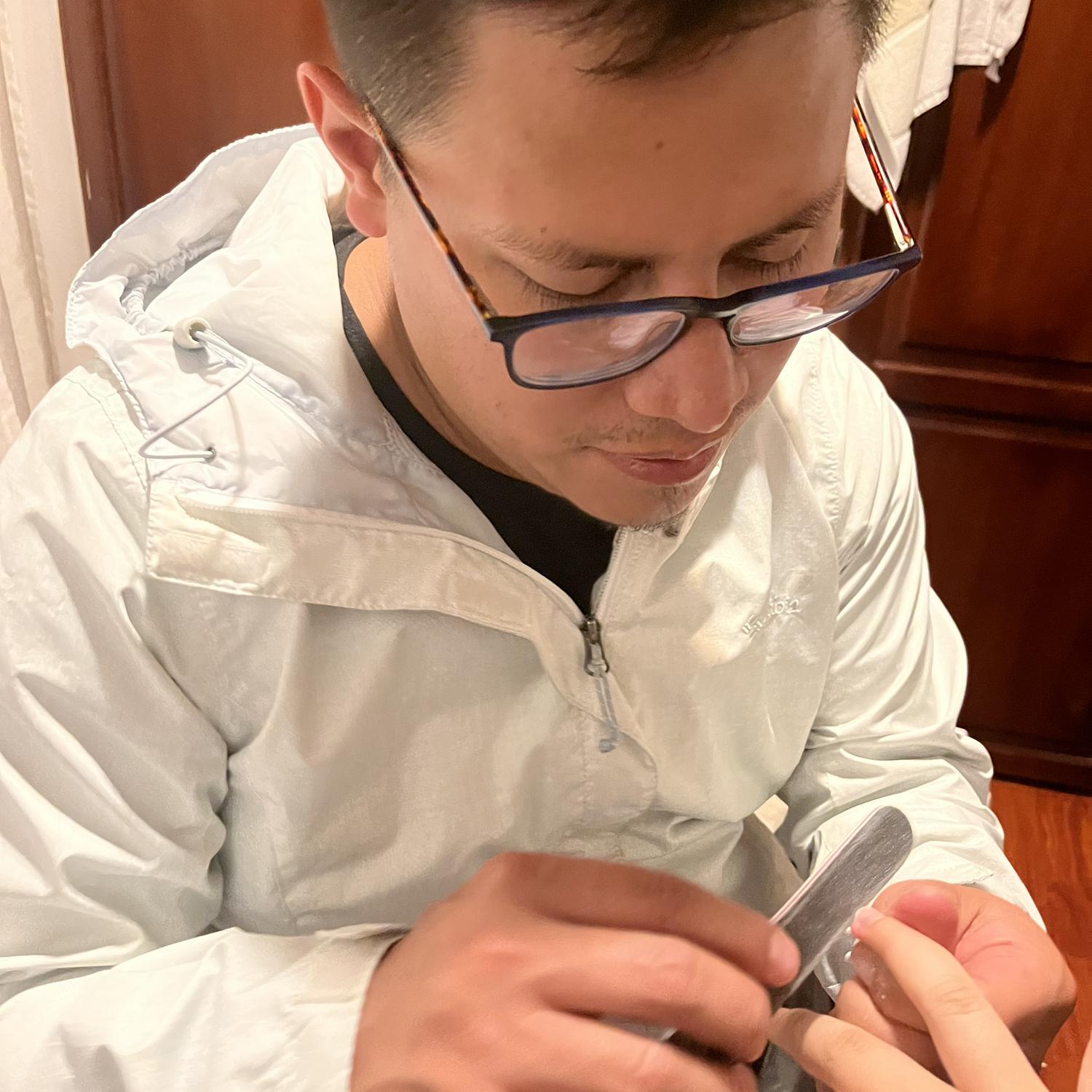 I am super spoiled to have a man who encourages my self care. Soy muy mimada al tener un hombre que se preocupa de mi cuidado personal.