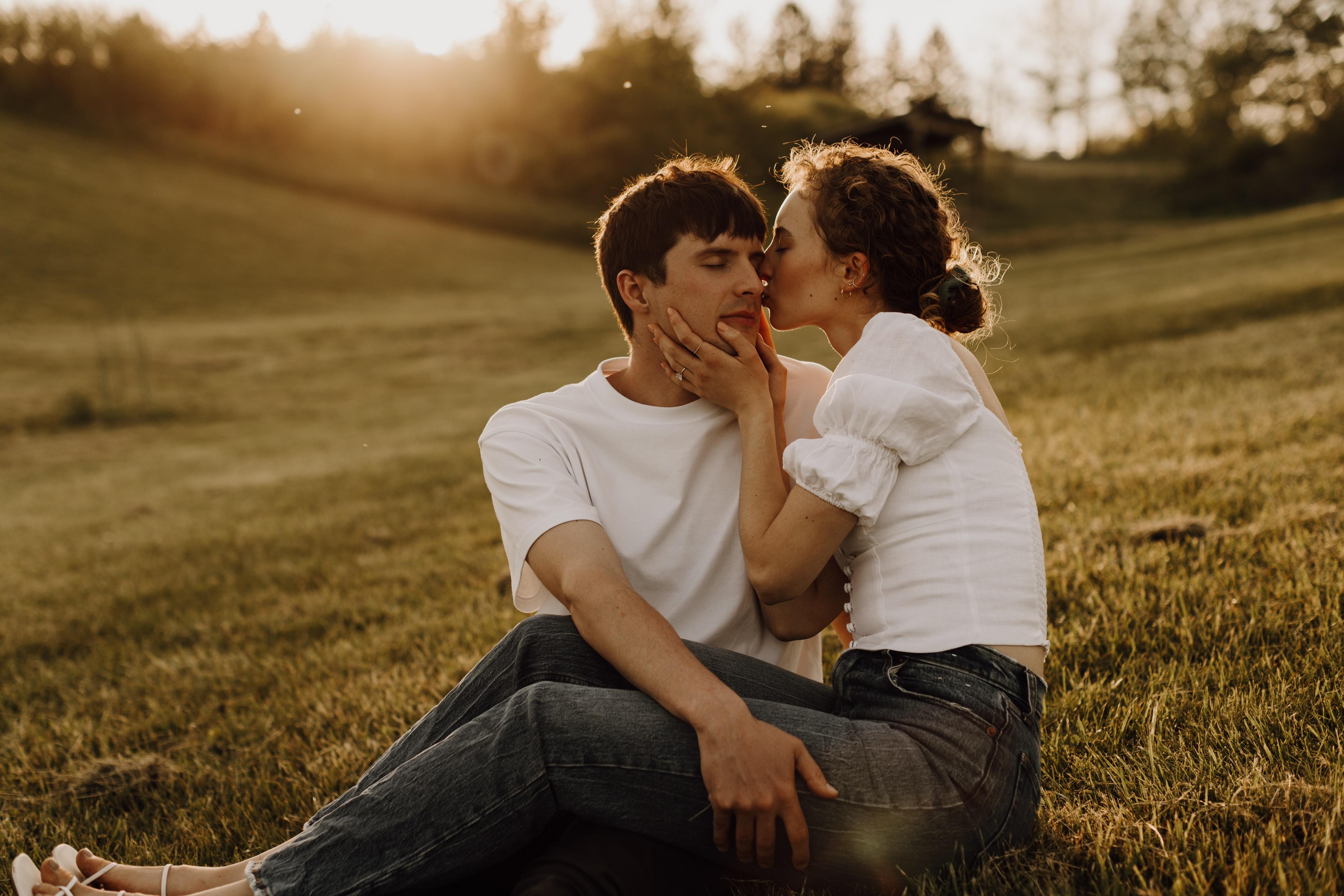 The Wedding Website of Connor Moellenbeck and Eva Platz