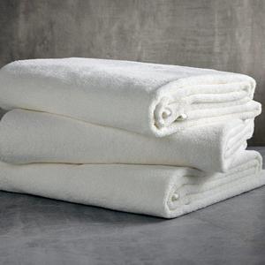 The Graces | Organic Bath Towel in White