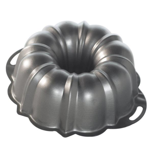 Nordic Ware Anniversary 12 Cup Formed Bundt Pan