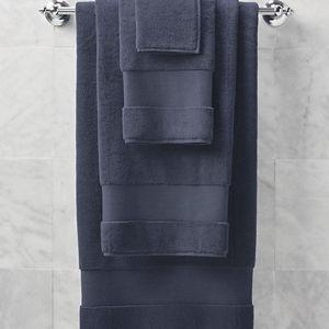 Frontgate Resort Collection Bath Towels: Luxurious Turkish Cotton & Superior Absorbency