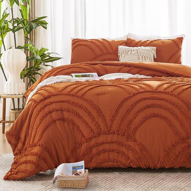 ENJOHOS Boho King Size Comforter Set Burnt Orange, Tufted Rainbow Comforter Bedding Set, 3 Pieces Rainbow Bedding for All Season, Lightweight Fluffy Microfiber Comforter with 2 Pillow Cases
