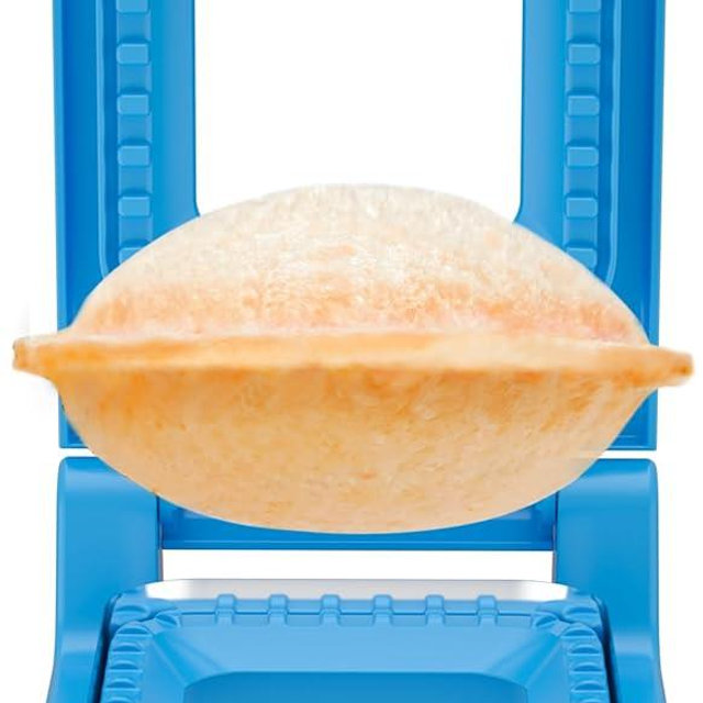 HiYZ Sandwich Cutter and Sealer - Square Stainless Steel Decruster Sandwich Maker - Peanut Butter and Jelly Crustless Sandwich Bread Pancake Maker Cookie Cutter for Kids Children Boys Girls
