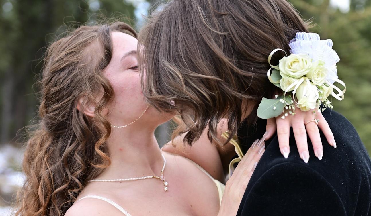 The Wedding Website of Abigail Miller and Jackson Anding