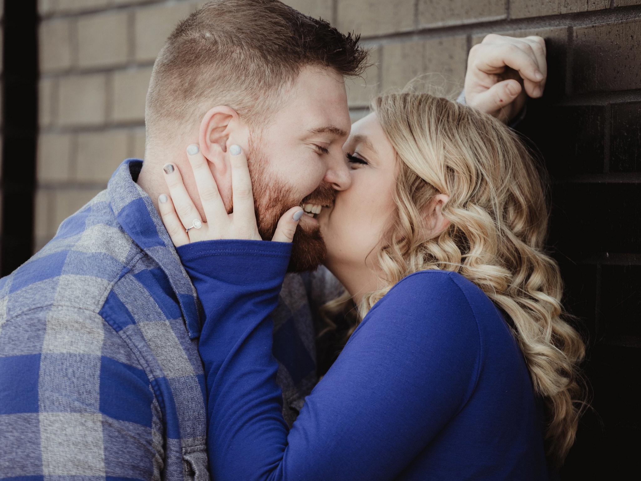 The Wedding Website of Mercades Cunningham and Cole Asmus