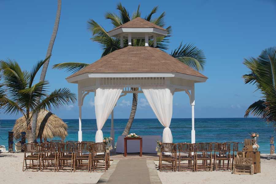 The Wedding Website of Jordan Webster and Krystal Engle