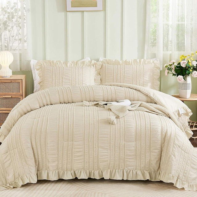 WONGS BEDDING Beige Textured Comforter Set Queen,3 Pieces Ruffle Farmhouse Shabby Chic Comforter for Queen Bed,Soft Seersucker Bedding Set with 1 Ruffle Comforter,2 Tufted Pillowcases 90"×90"