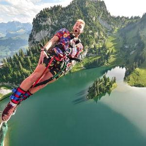 bungee jumping on honeymoon