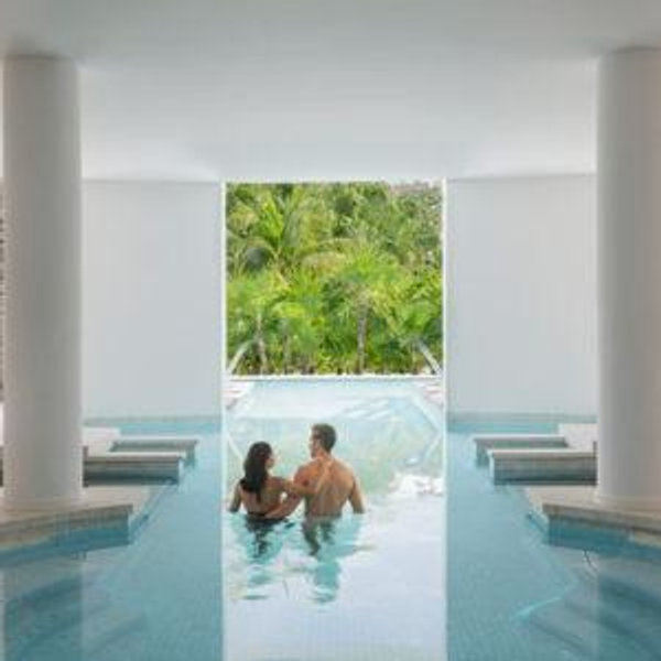 Hydrotherapy Session in Cancun
