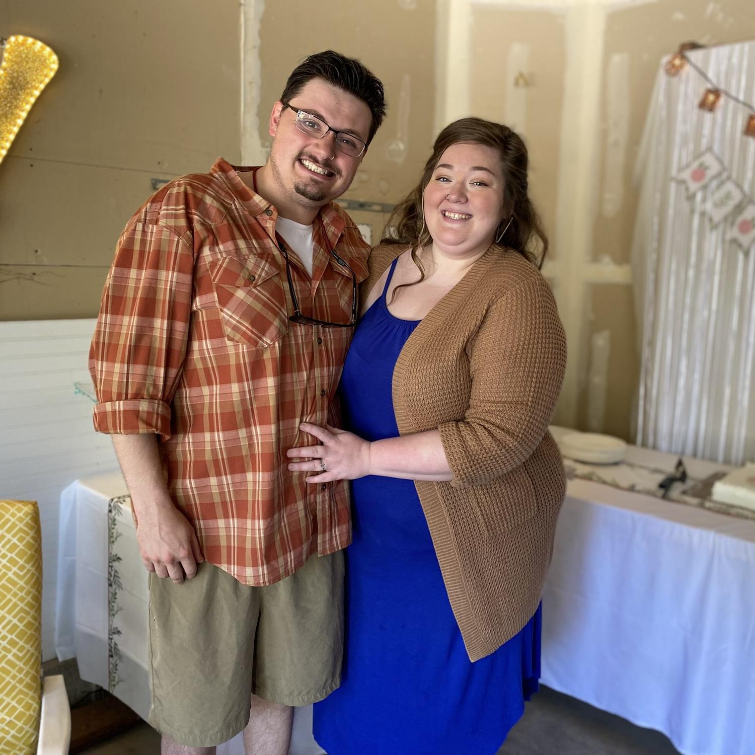 Spending time with family and celebrating love during a Spring time wedding celebration!
Year: 2023