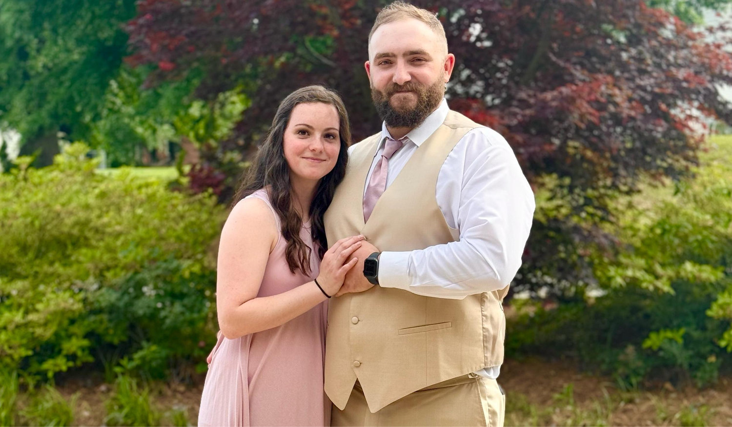 The Wedding Website of Halley Taylor and Logan Burkett