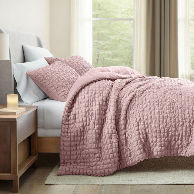 Seersucker Textured Comforter Set, All-Season Down Alternative  Ultra Soft & Lightweight  3PC - Becky Cameron, Rose, King/California King