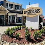 Longboards Restaurant & Bar