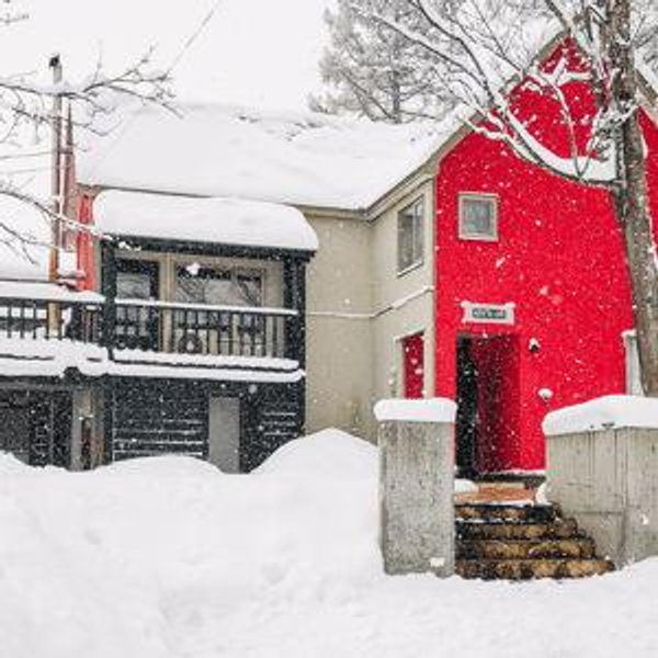 Niseko Ski Retreat: Boutique Lodge Stay
