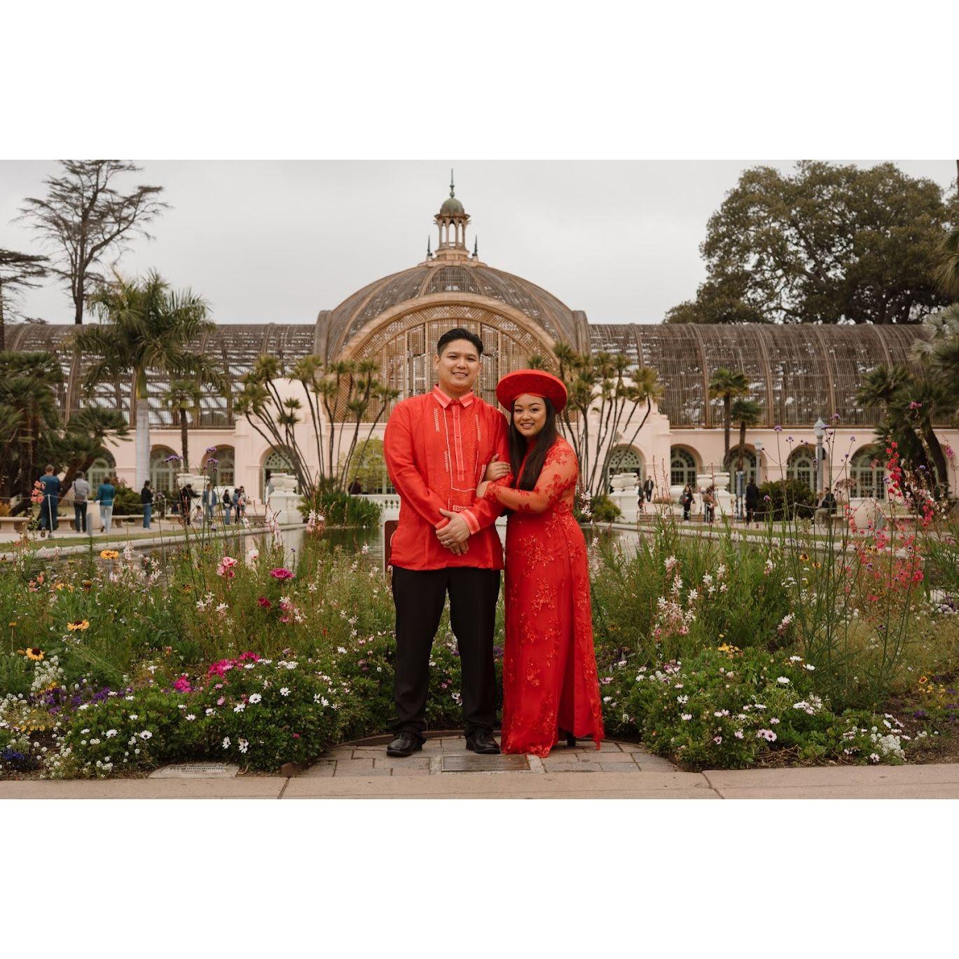 Engagement photos at Balboa park.