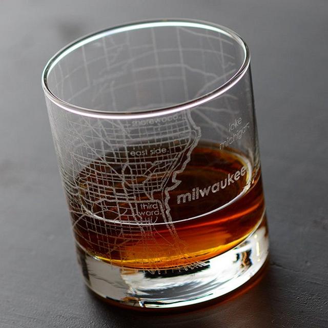 Milwaukee Maps Rocks Whiskey Glass Gift