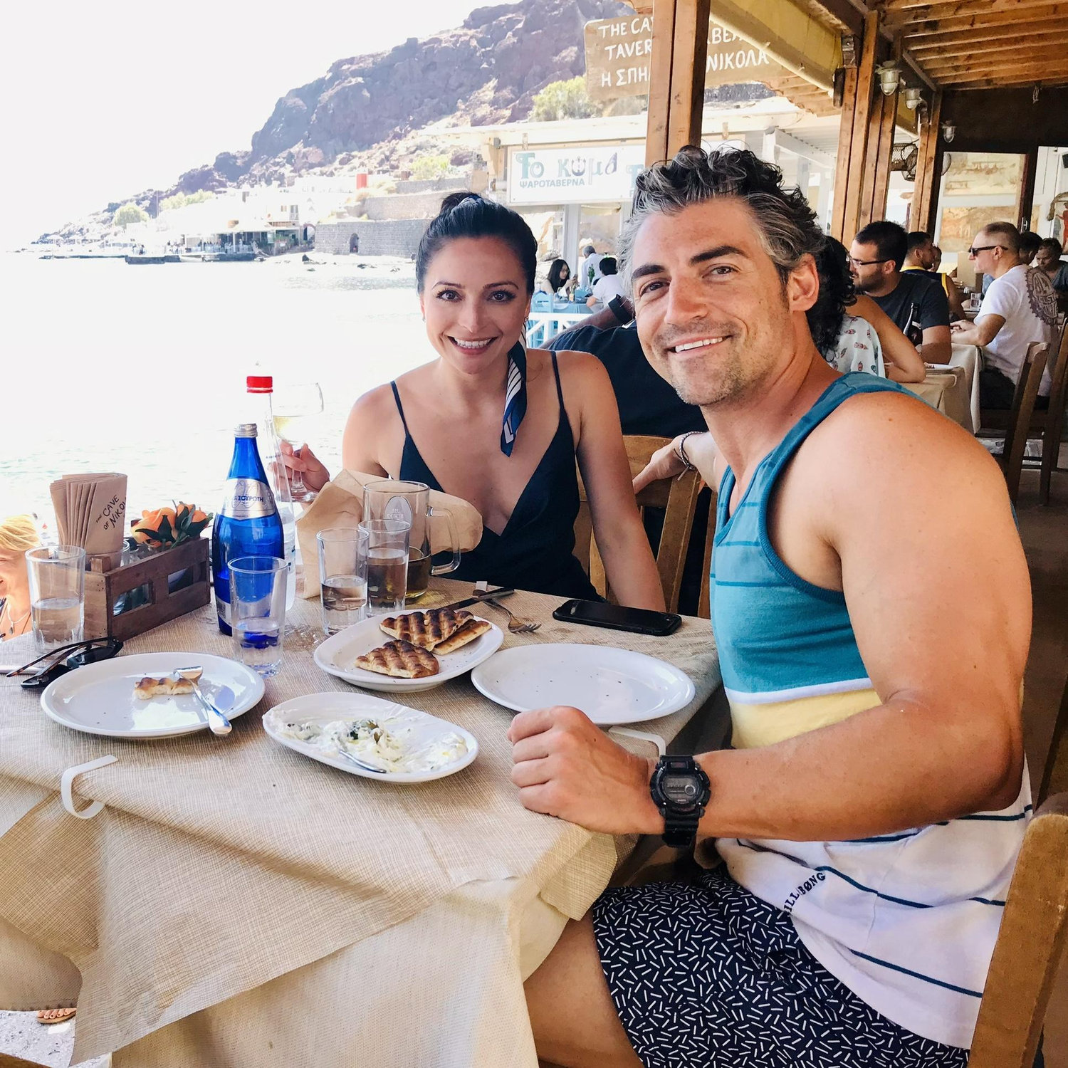 Lunch at a cute restaurant on the shore in Santorini