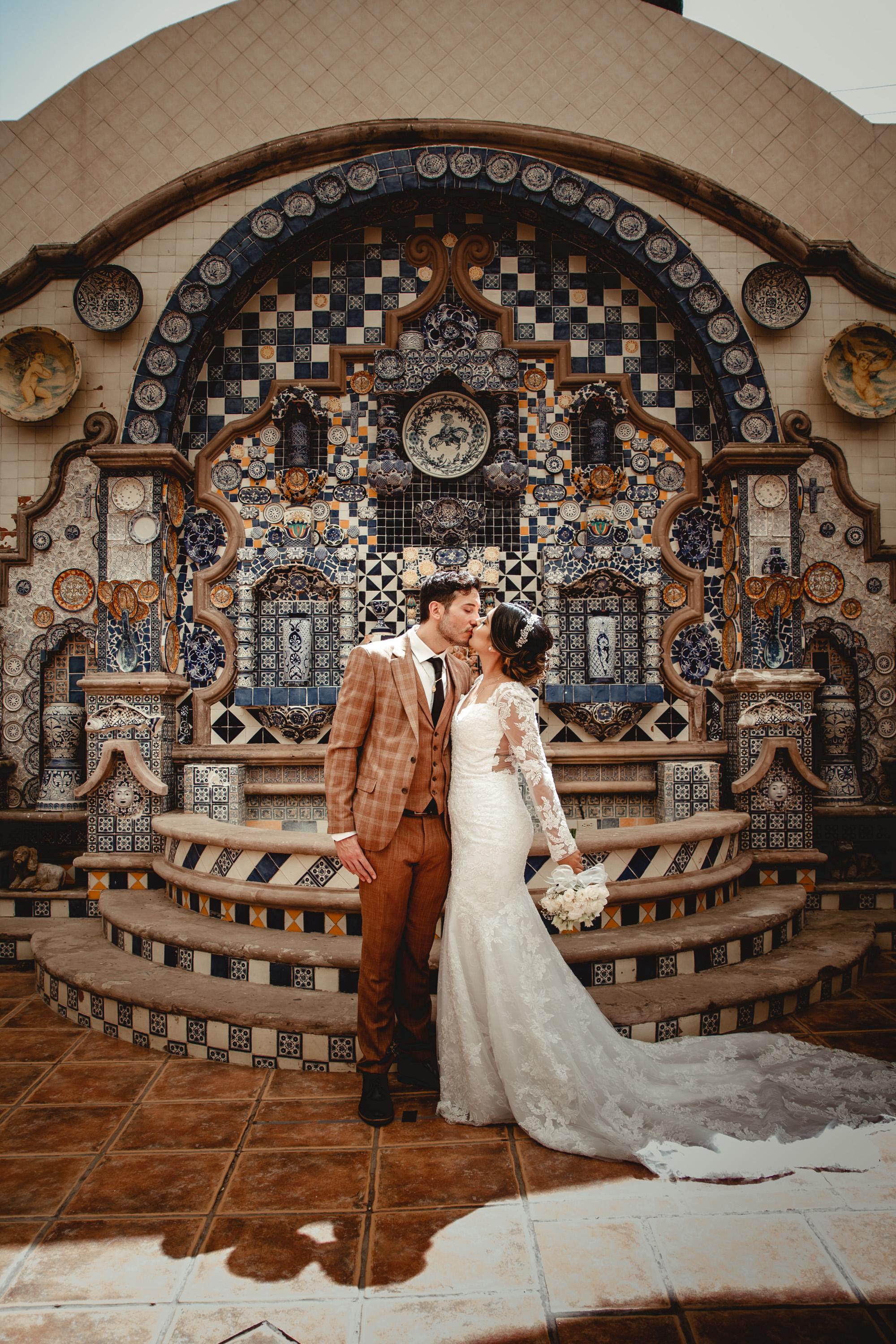 The Wedding Website of Mike Licitra and Rocio Jimenez