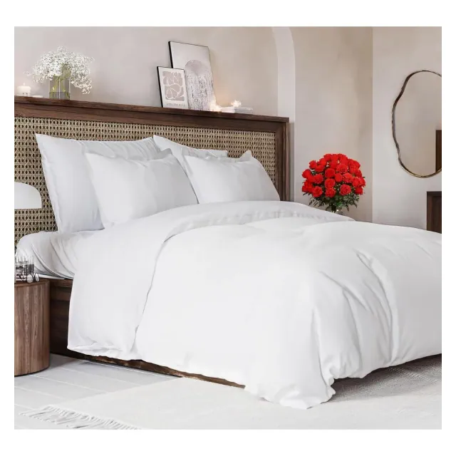 CGK Linens Luxury Soft Premium Duvet Cover Set - Zipper Closure & Matching Pillow Shams in White, Size King