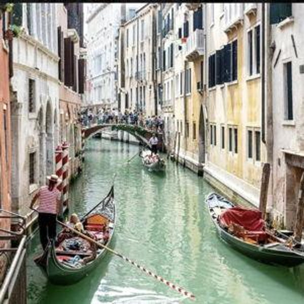 Venice Private Gondola Ride: Explore Hidden Canals and Sights