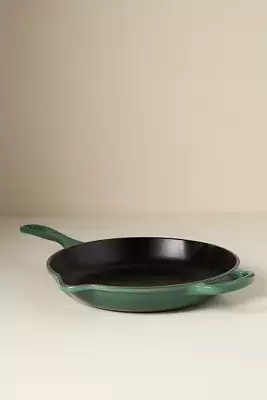 Le Creuset 10.25" Signature Skillet