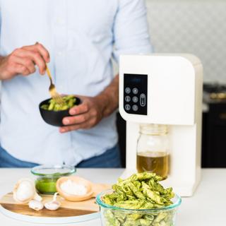 LEVO I Automated Oil Infuser
