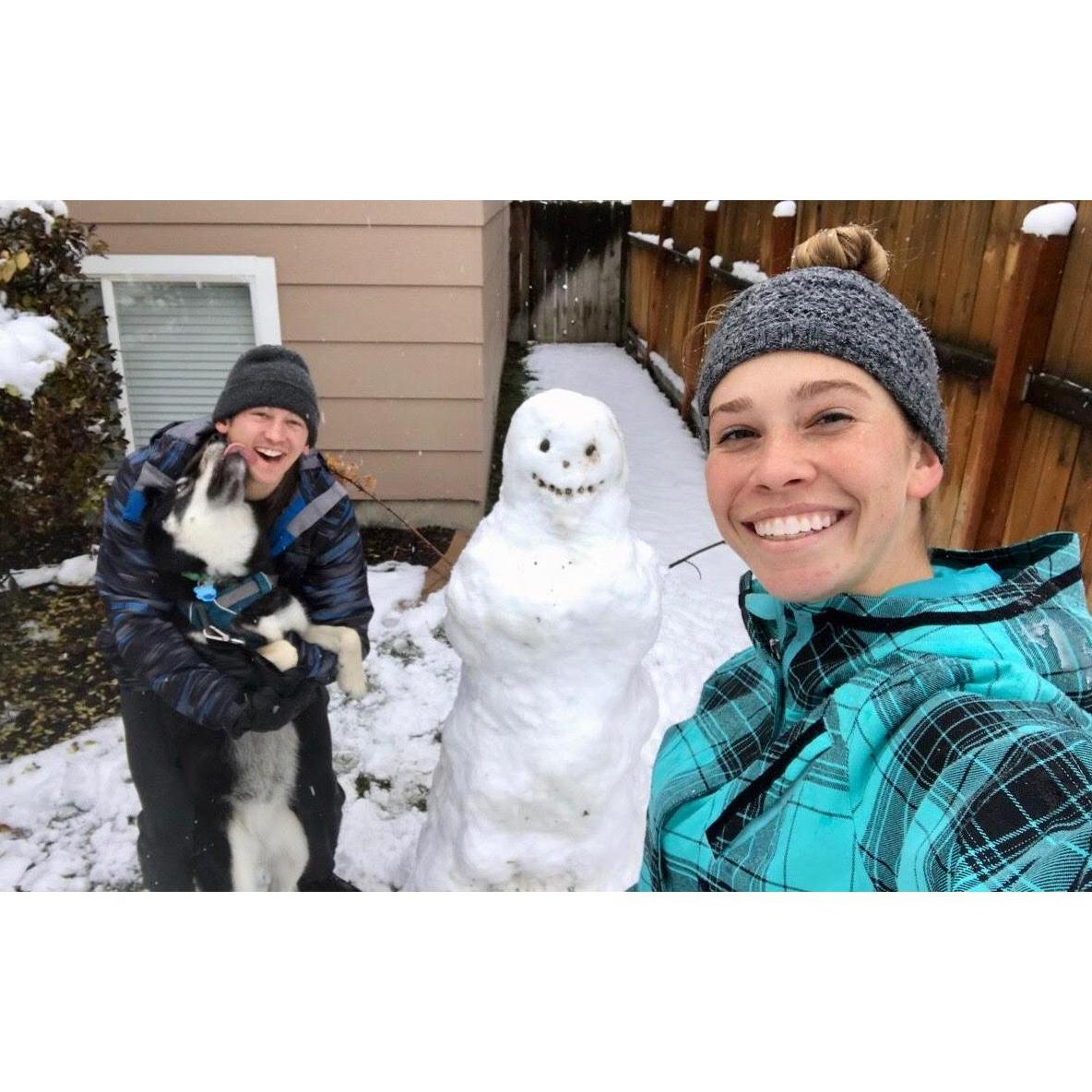 Tundra's 1st snowman