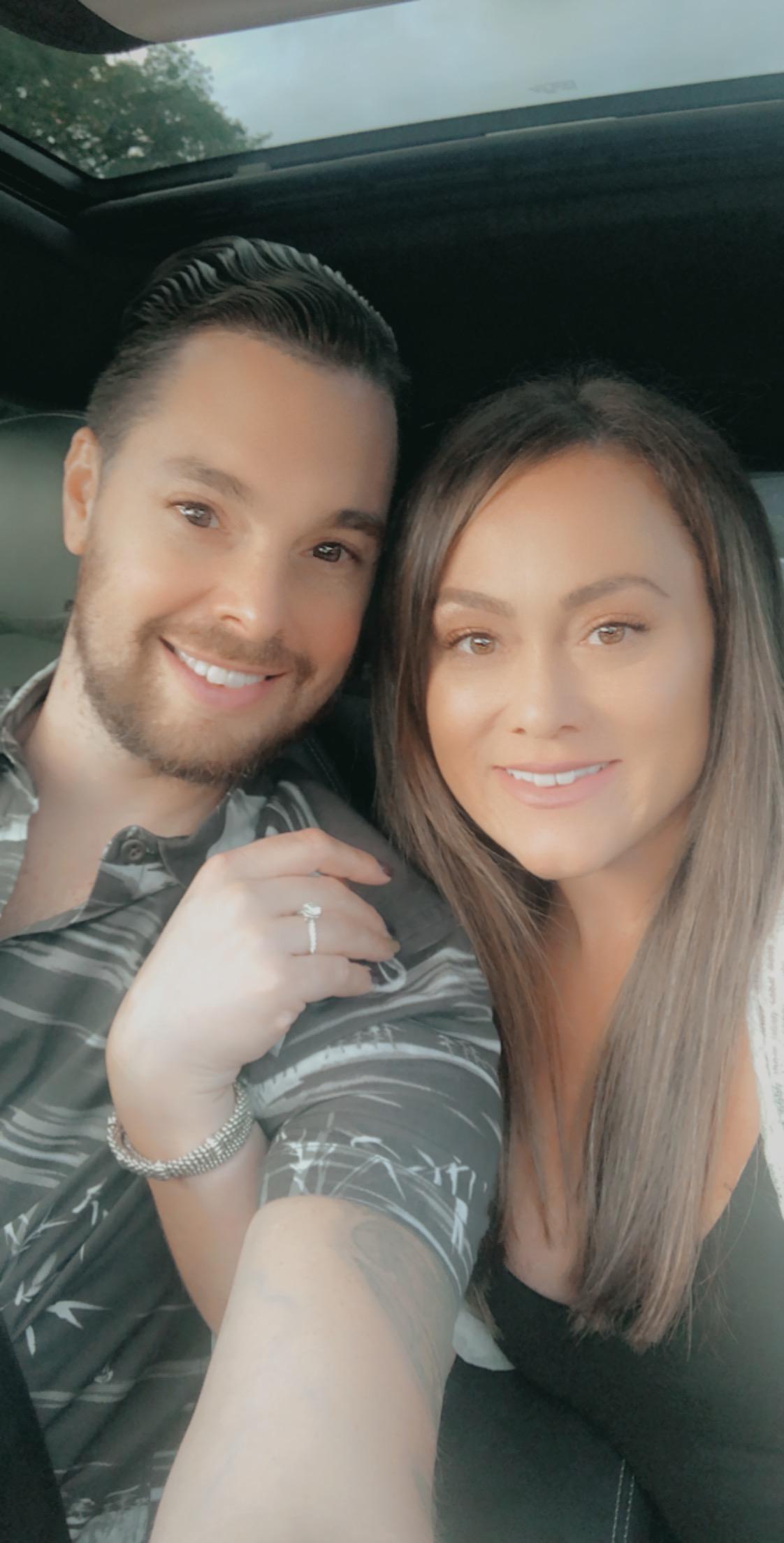 The Wedding Website of Vienna Vitacolonna and Jonathan Grosso