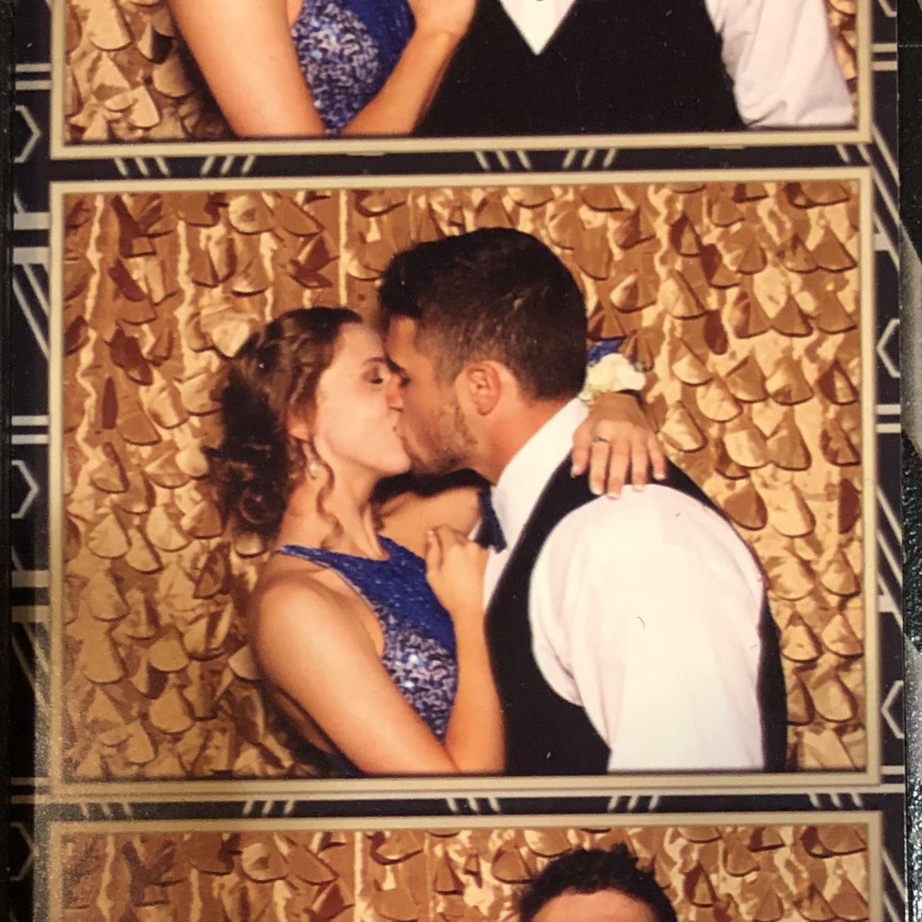 Who would have thought these kis would be highschool sweethearts?