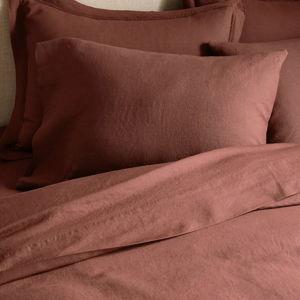 European Linen Sheet Set in Bordeaux