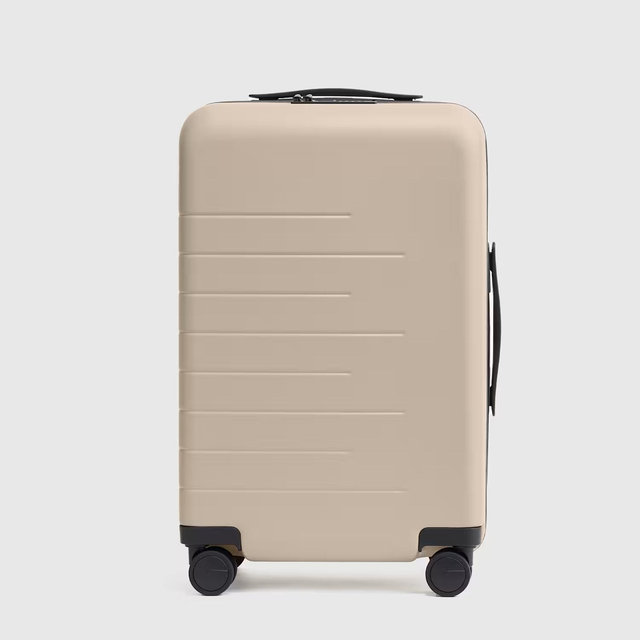 Expandable Carry-On Hard Shell Suitcase - 21"