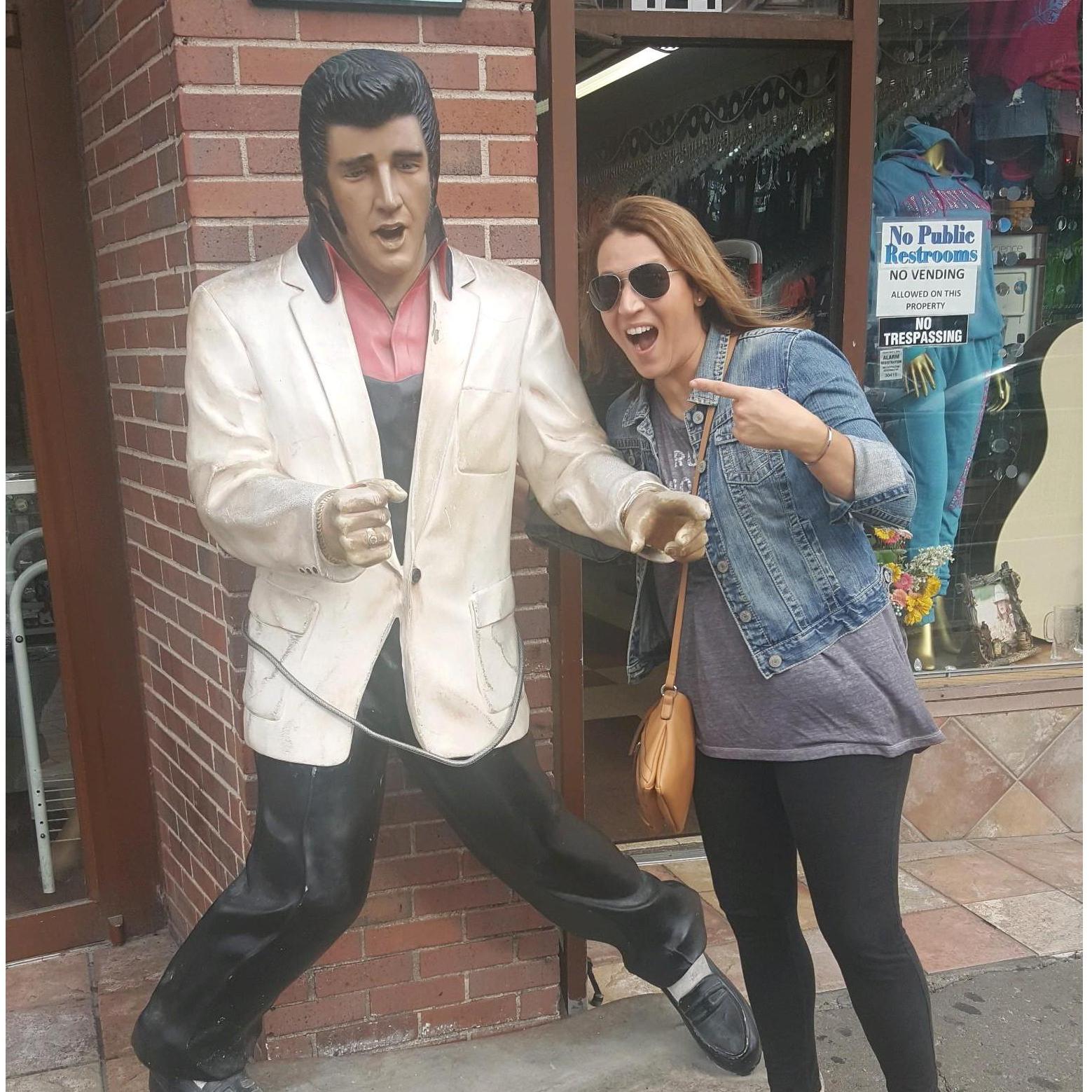 A trip to Nashville for Josh's 38th Birthday!