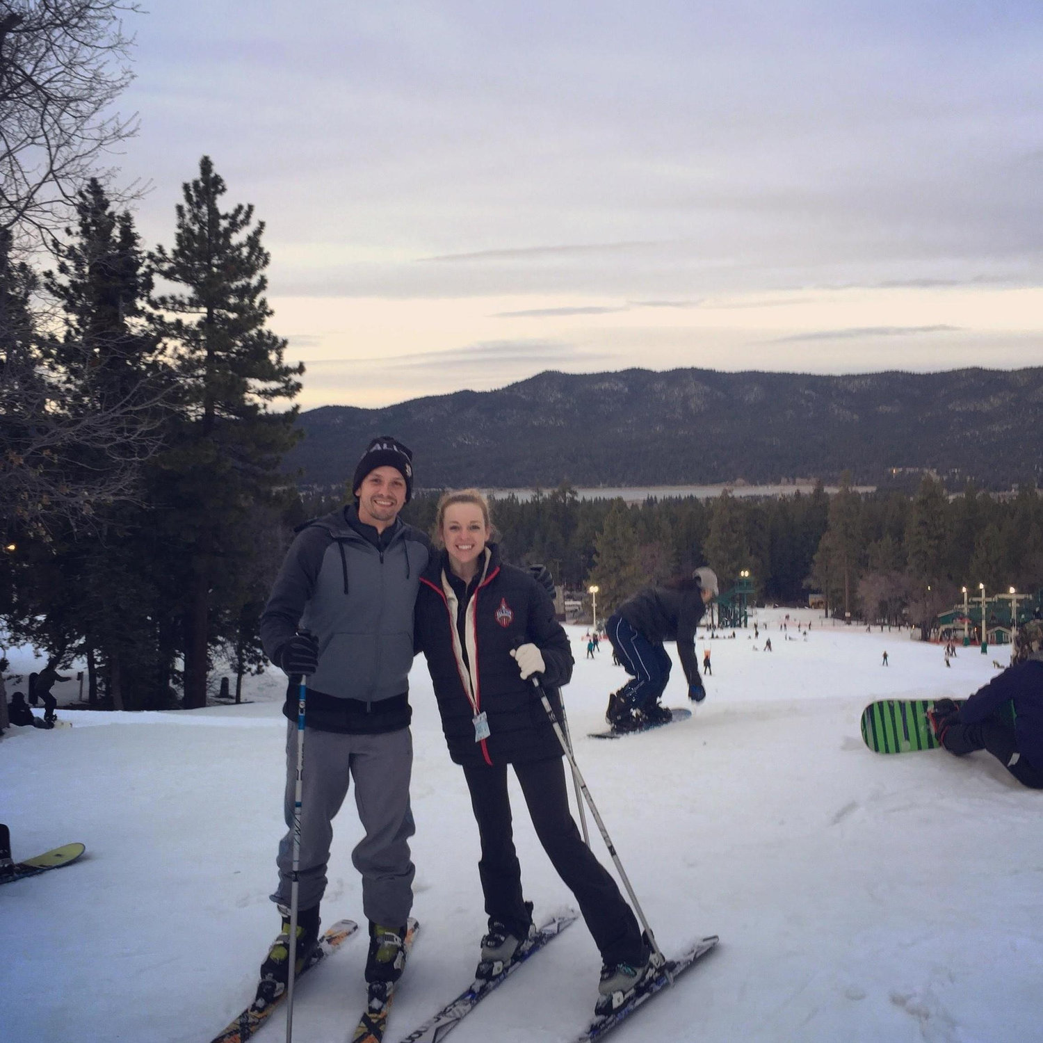 Sunset skiing in Big Bear