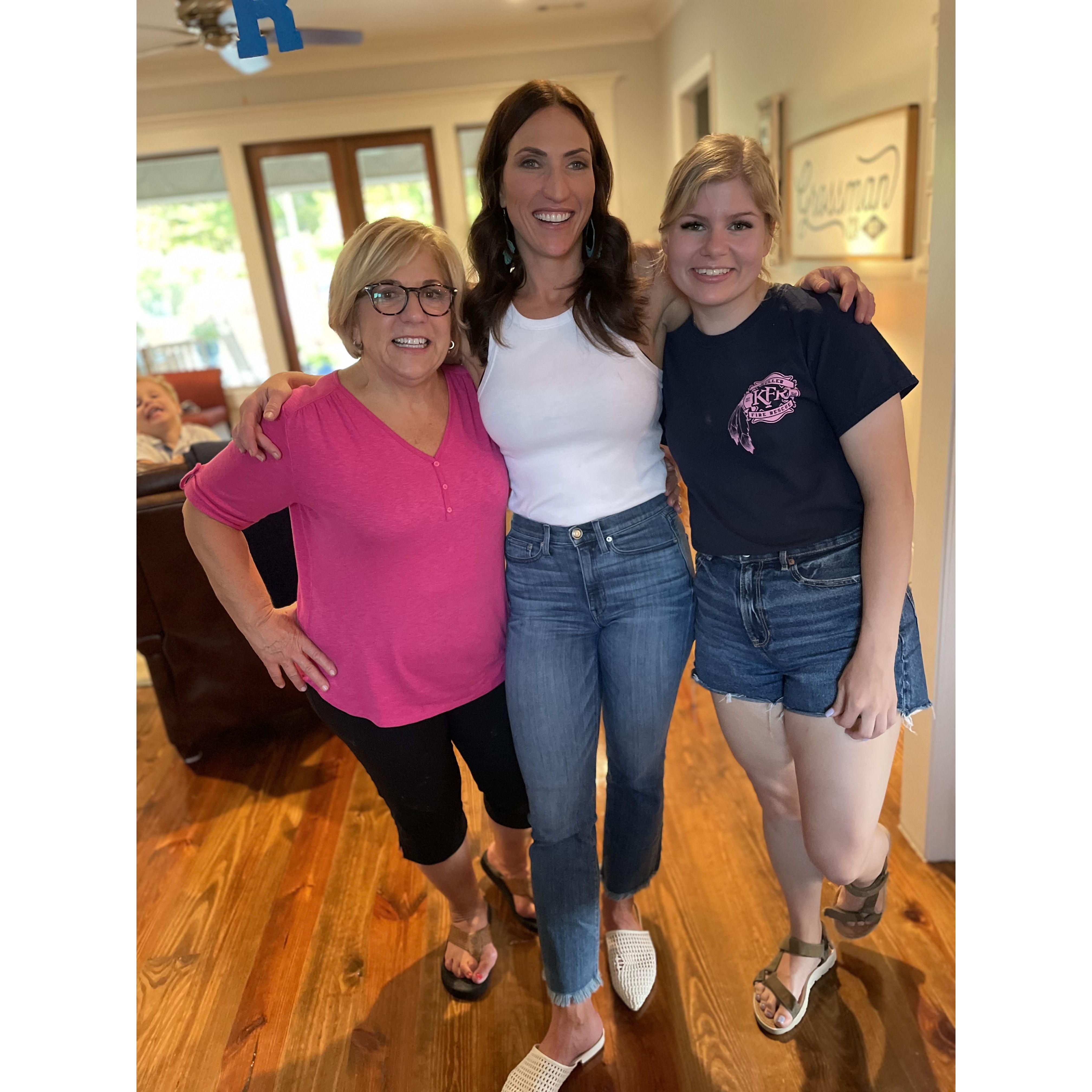 Gal pals (Mikey's mom, Marilynn; sister Allie; me)