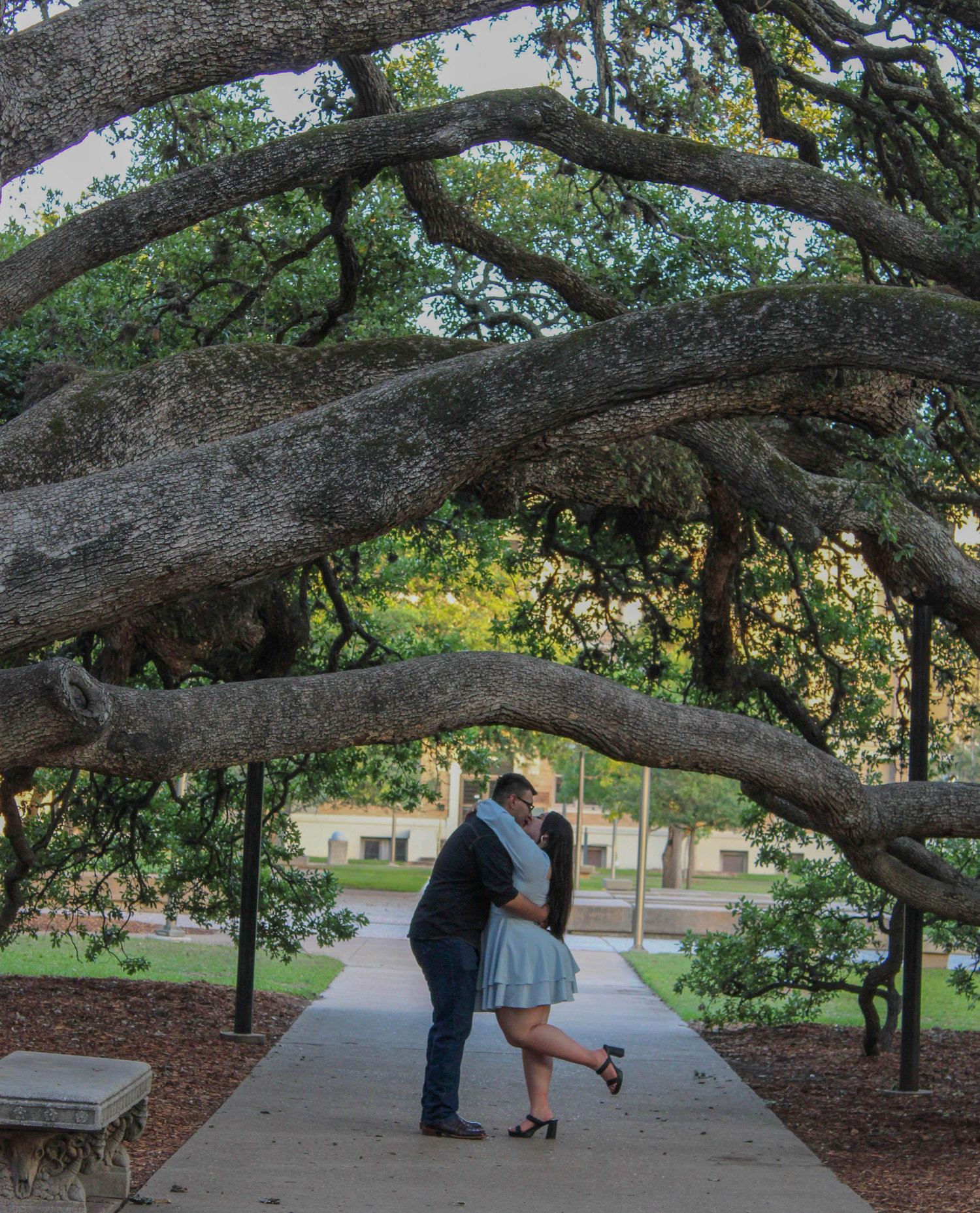 The Wedding Website of Jennifer Ramirez and Christian Duenes
