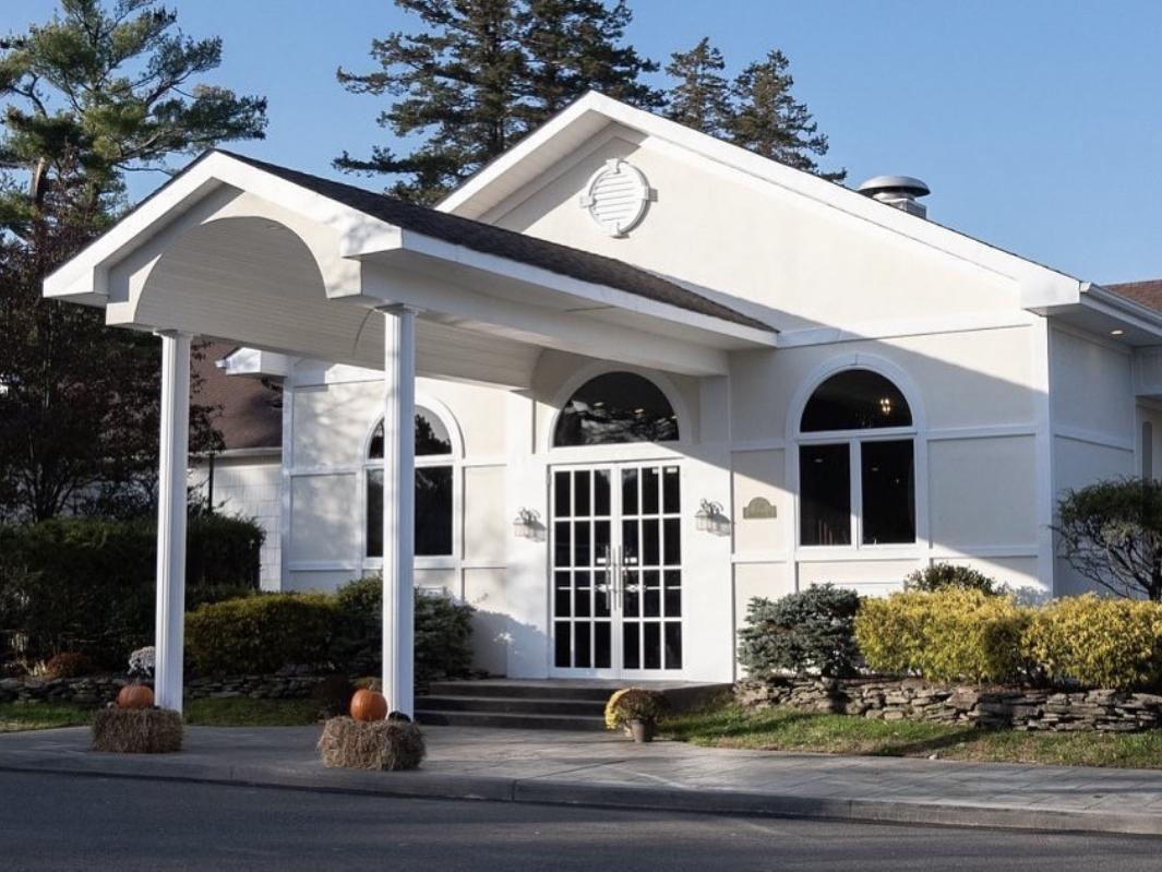 The Wedding Website of Michelle Bente and Herbert Wylie IV