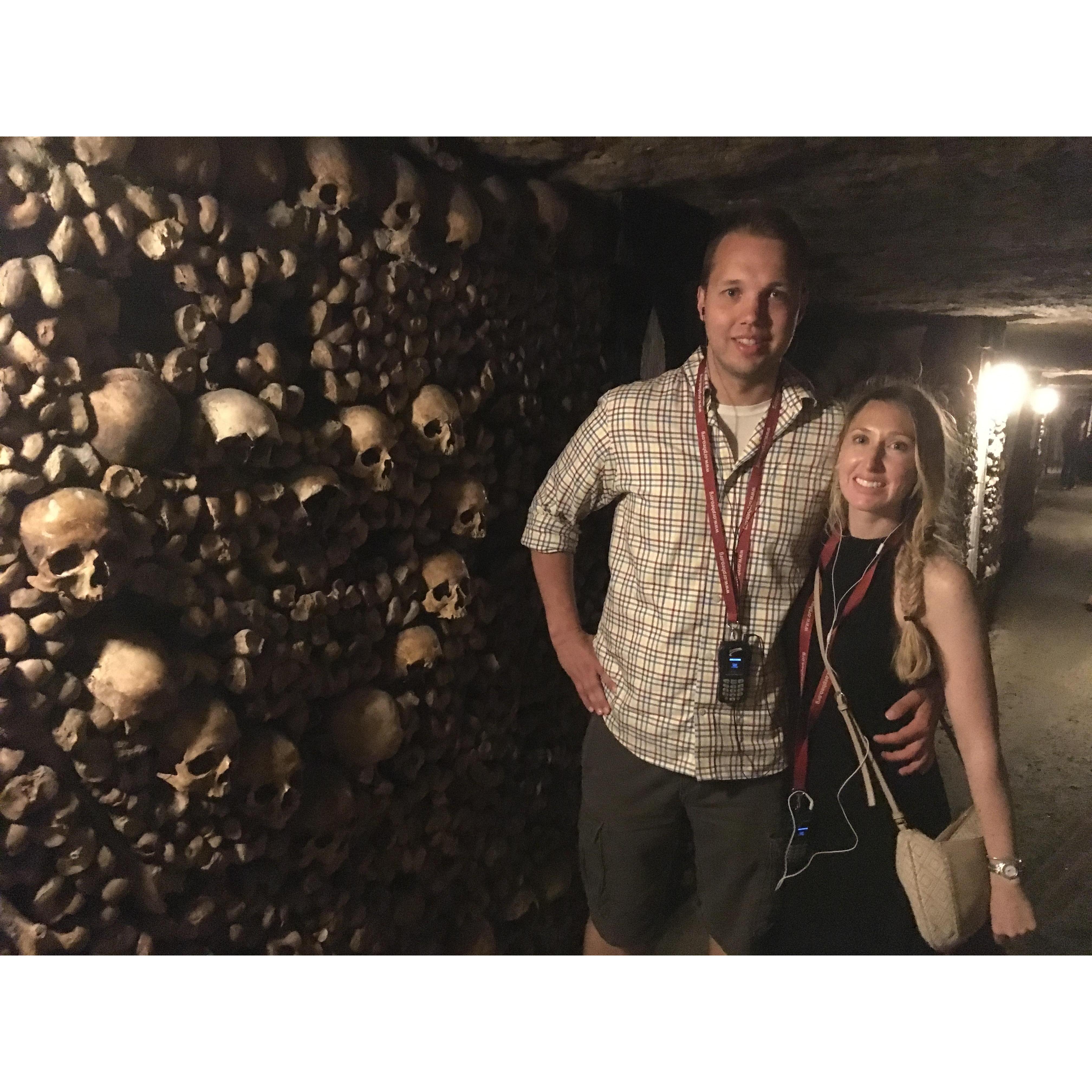 Who said you can't find love in the Catacombs? Here we found the most romantic spot during our visit to Paris in 2018.