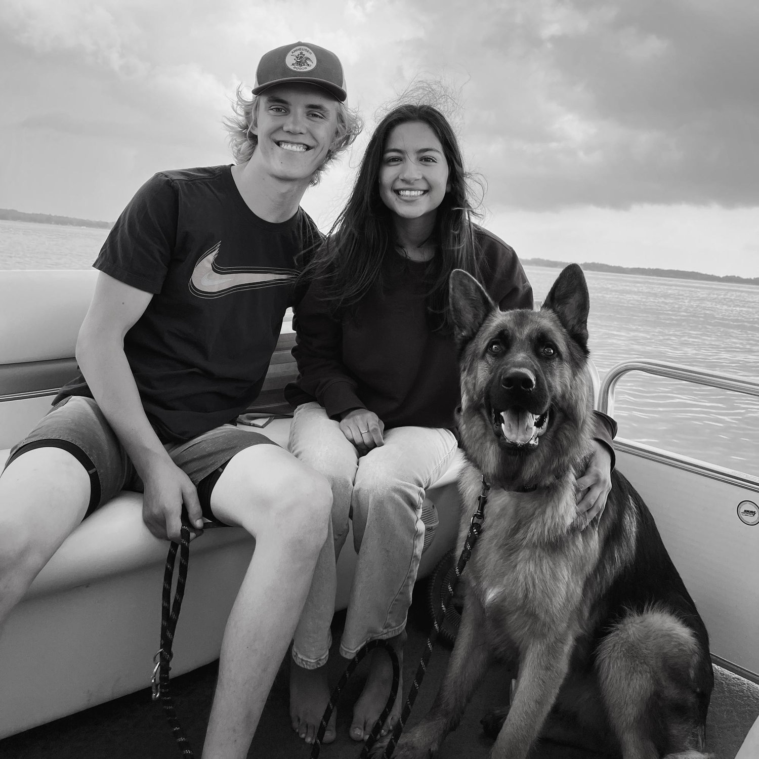 Boat rides with moose>>