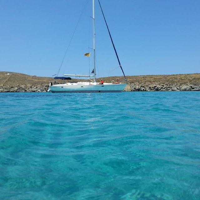 Day trip by boat in Mykonos